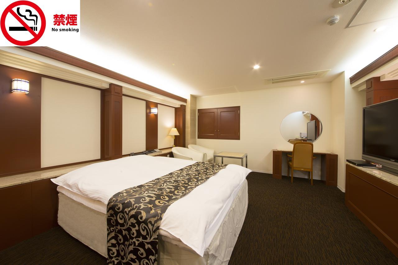 Hotel Beni East (Adults Only) Osaka Eksteriør billede